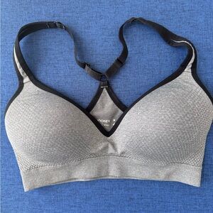Jockey Women’s Activewear Mid Impact Molded Cup Seamless Sports Bra, Gray